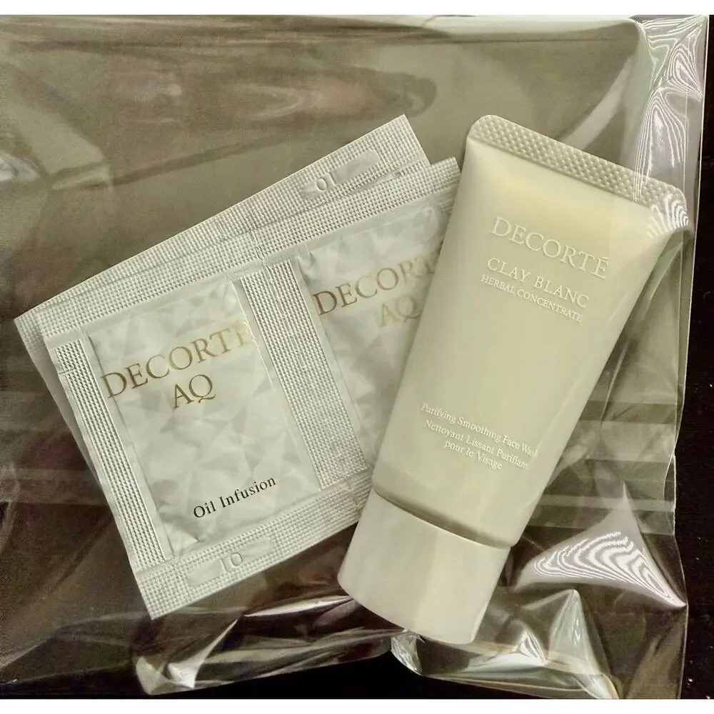 Decorté Clay Blanc Herbal Concentrate Purifying Smoothing Face Wash- 1oz